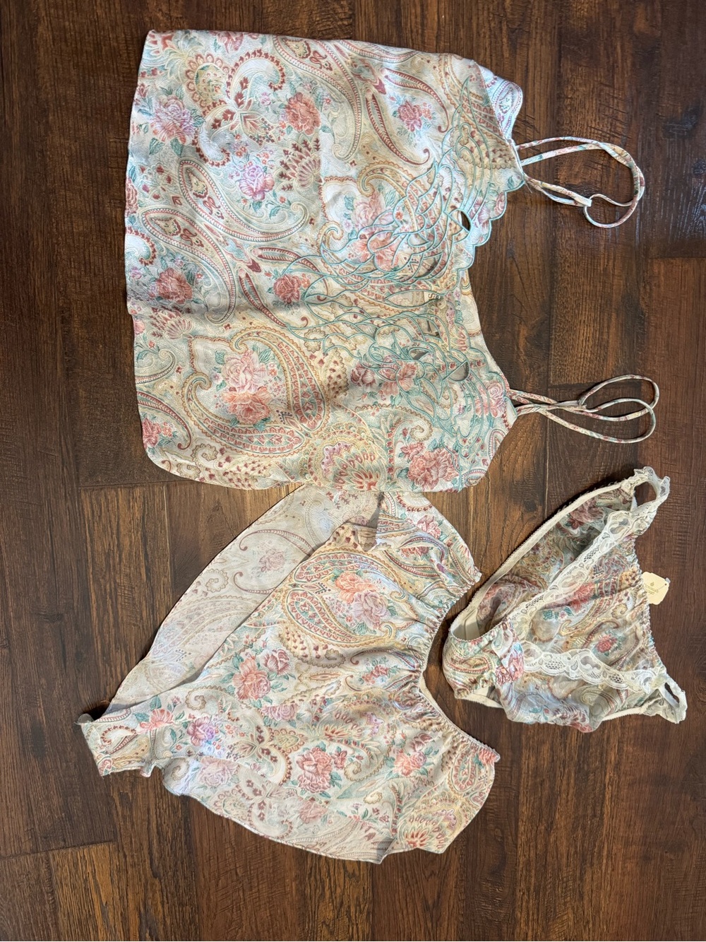 Y2K Victoria's Secret Multi Floral Paisley Lace-Trim Sleep Cami & Briefs
